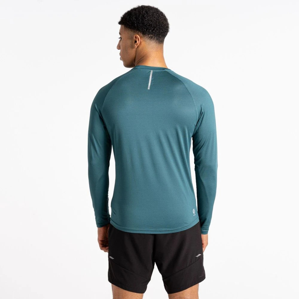 Dare 2B Mens Righteous III Long Sleeved Active T Shirt 12 Dare 2B Mens Righteous III Long Sleeved Active T Shirt - Image 10