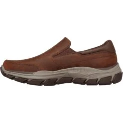 Skechers Mens Relaxed Fit Respected Calum Slip On Trainers -Sporty Tops Sales ske2013 cdb 03
